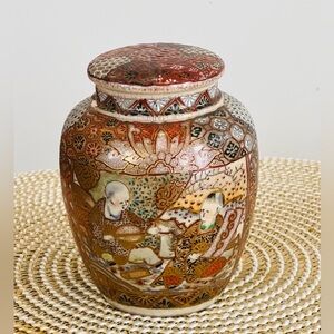 Antique Satsuma Japan Hand Painted Covered Ginger Jar